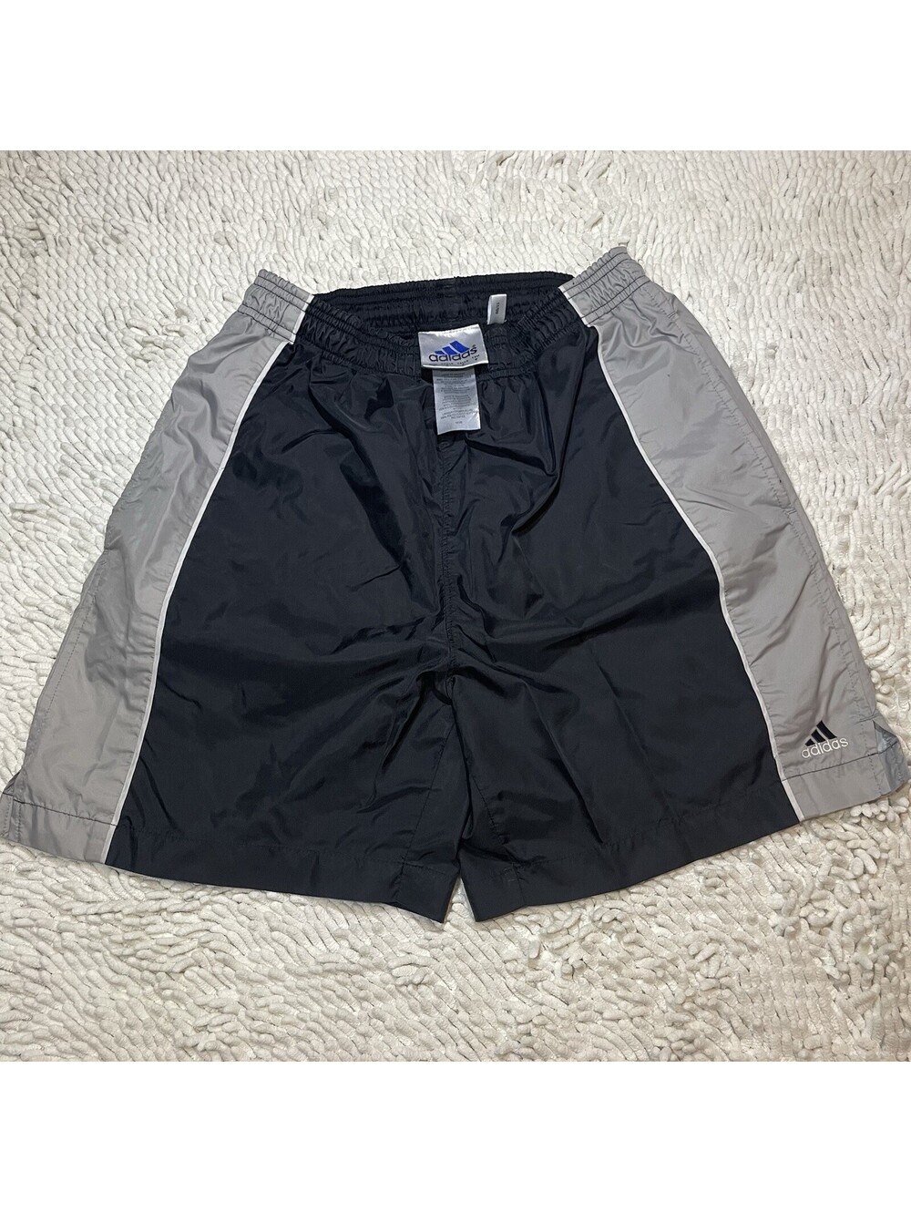 Vintage Adidas Shorts Mens S Black Gray Lined Drawstring Pockets Nylon Logo